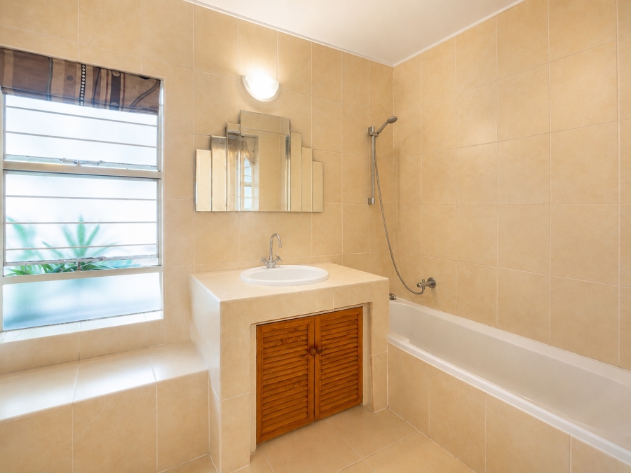 2 Bedroom Property for Sale in Woodmead Gauteng