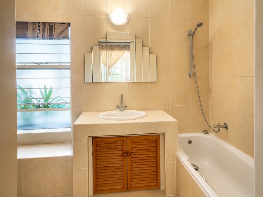 2 Bedroom Property for Sale in Woodmead Gauteng