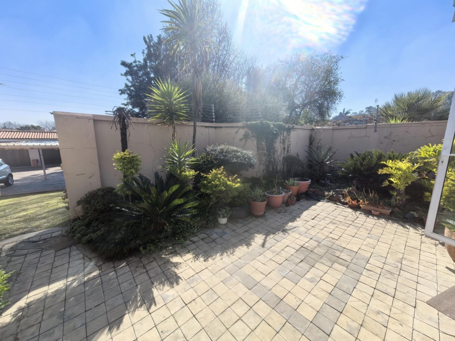 2 Bedroom Property for Sale in Woodmead Gauteng