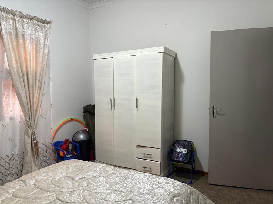 2 Bedroom Property for Sale in Vanderbijlpark Cw 6 Gauteng