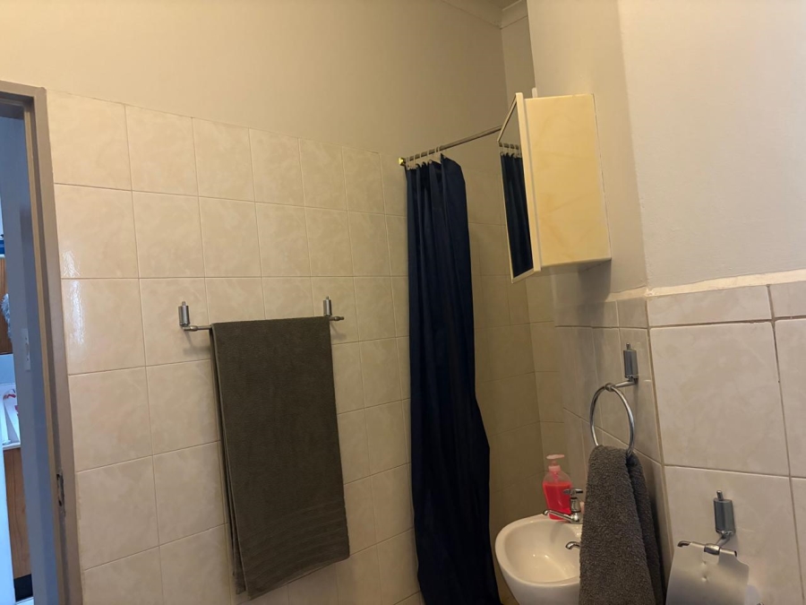 2 Bedroom Property for Sale in Vanderbijlpark Cw 6 Gauteng