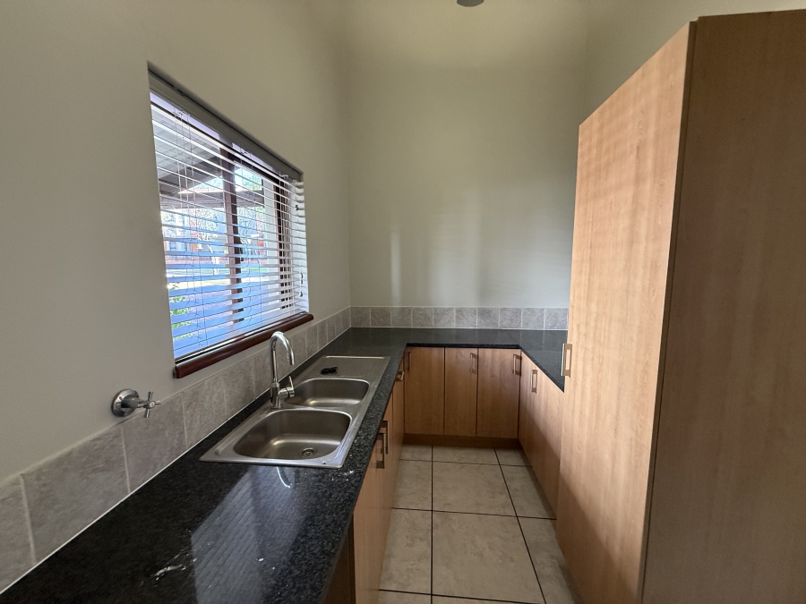 To Let 3 Bedroom Property for Rent in Heritage Hill Gauteng