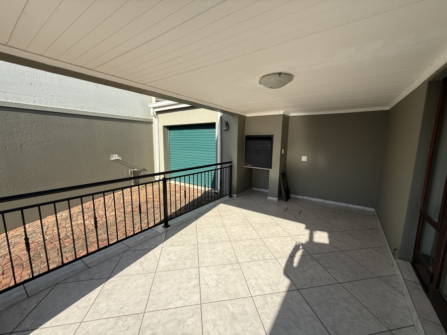 To Let 3 Bedroom Property for Rent in Heritage Hill Gauteng