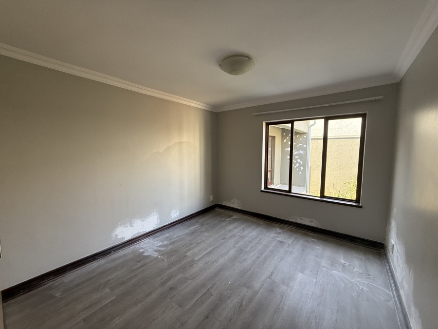 To Let 3 Bedroom Property for Rent in Heritage Hill Gauteng