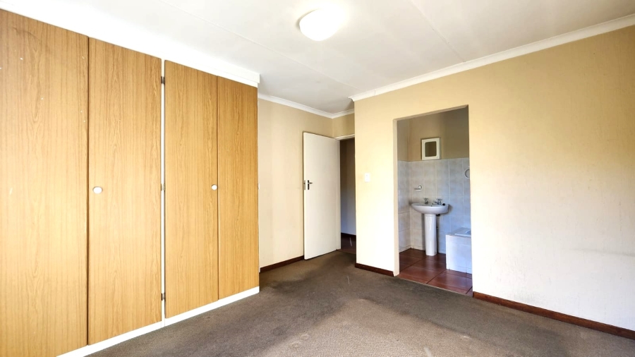 3 Bedroom Property for Sale in Moreleta Park Gauteng
