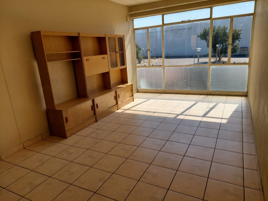 1 Bedroom Property for Sale in New Redruth Gauteng
