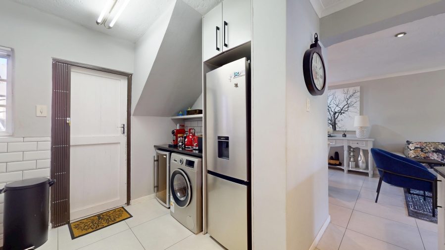 3 Bedroom Property for Sale in Glen Marais Gauteng