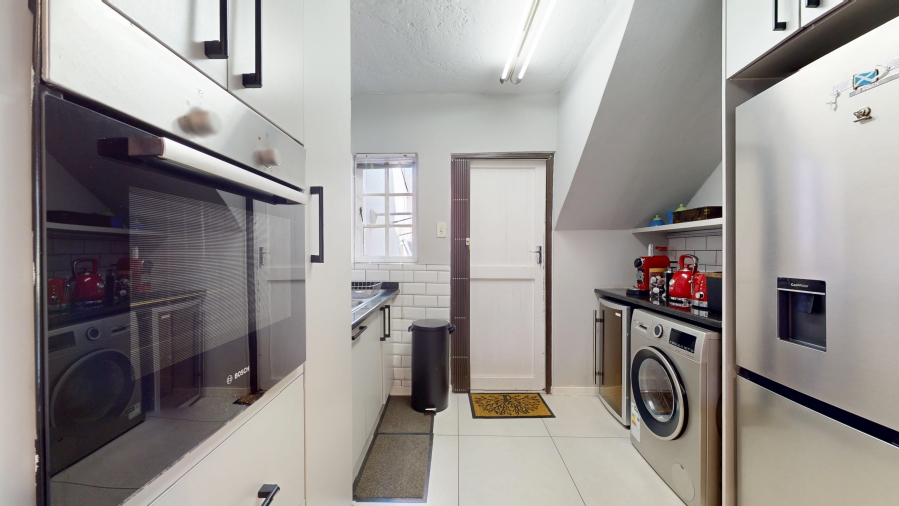 3 Bedroom Property for Sale in Glen Marais Gauteng
