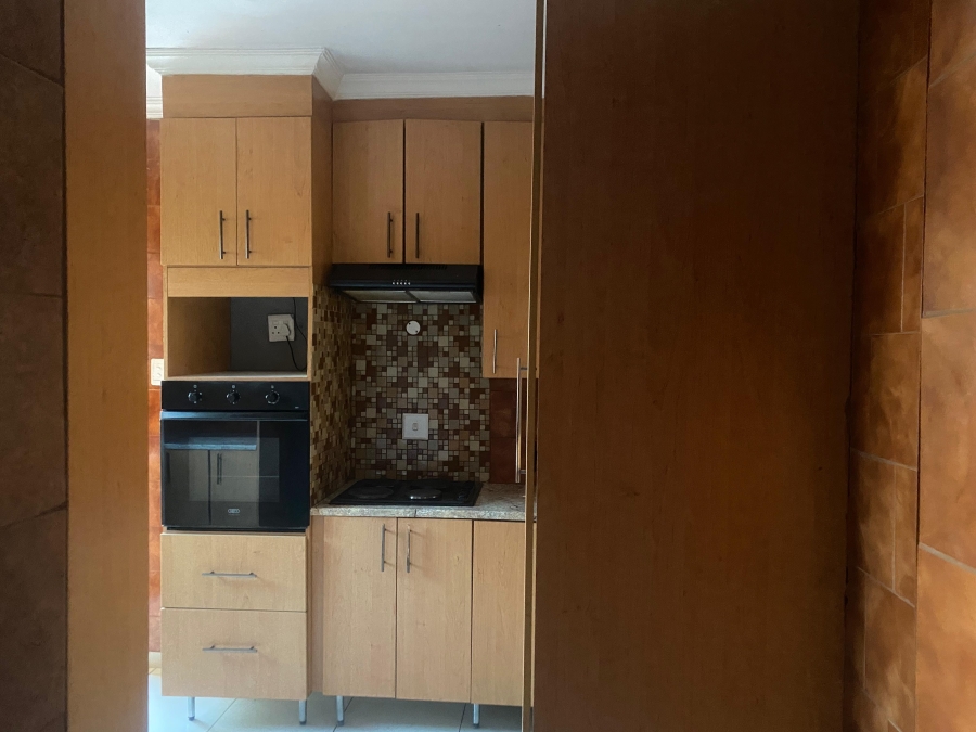 3 Bedroom Property for Sale in Lotus Gardens Gauteng