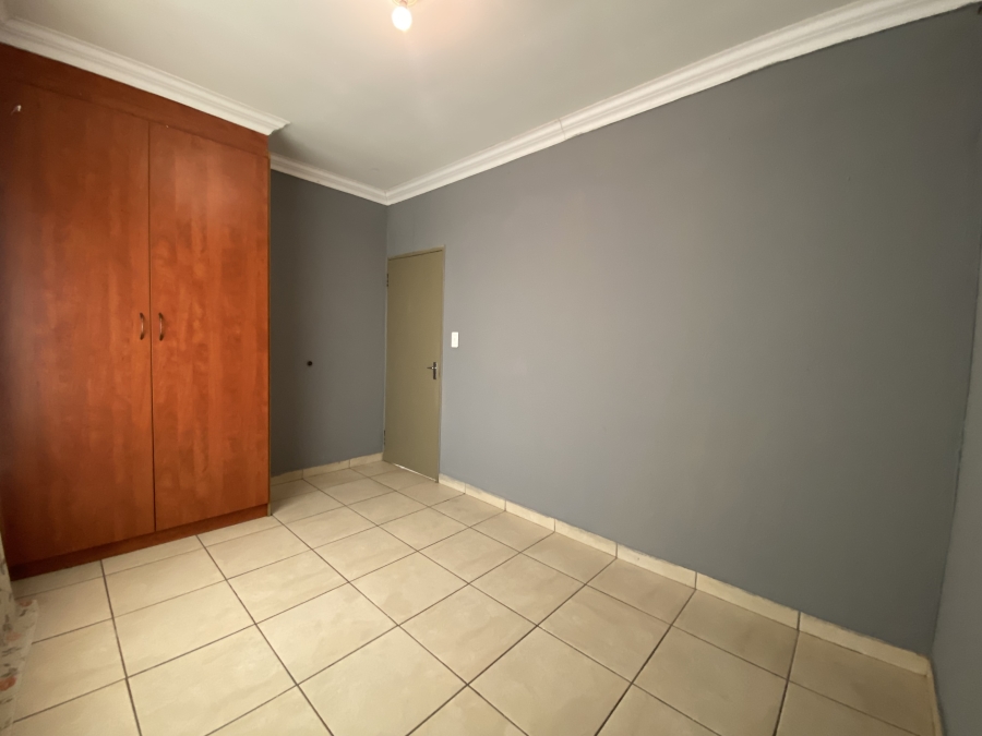 3 Bedroom Property for Sale in Lotus Gardens Gauteng