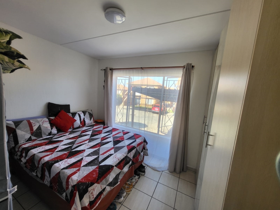 2 Bedroom Property for Sale in Rosettenville Gauteng
