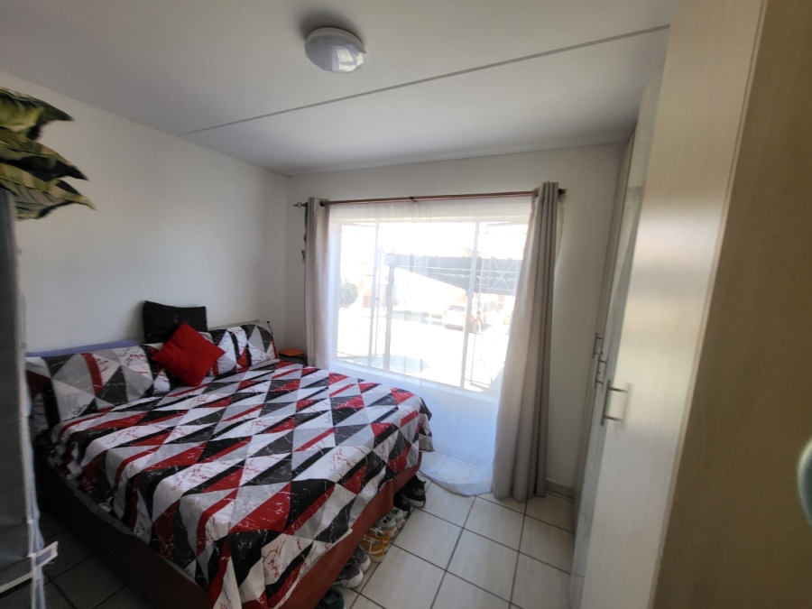2 Bedroom Property for Sale in Rosettenville Gauteng