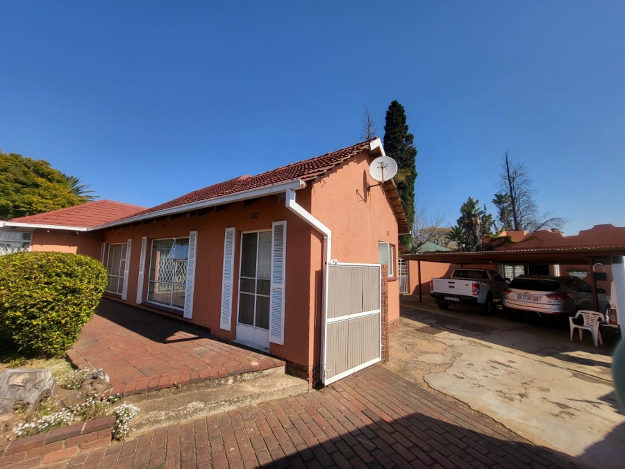 3 Bedroom Property for Sale in Rewlatch Gauteng
