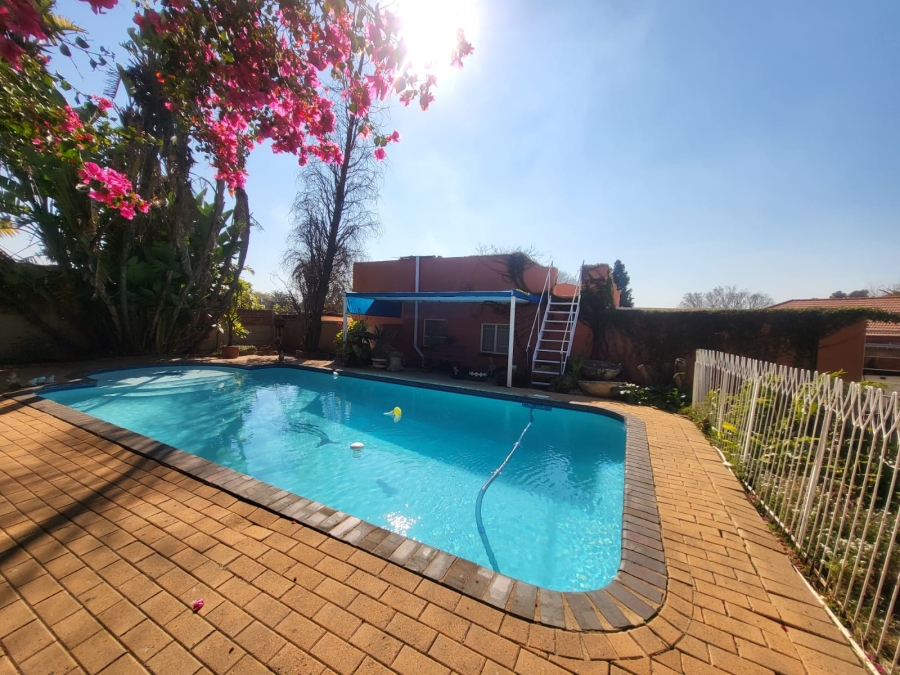3 Bedroom Property for Sale in Rewlatch Gauteng