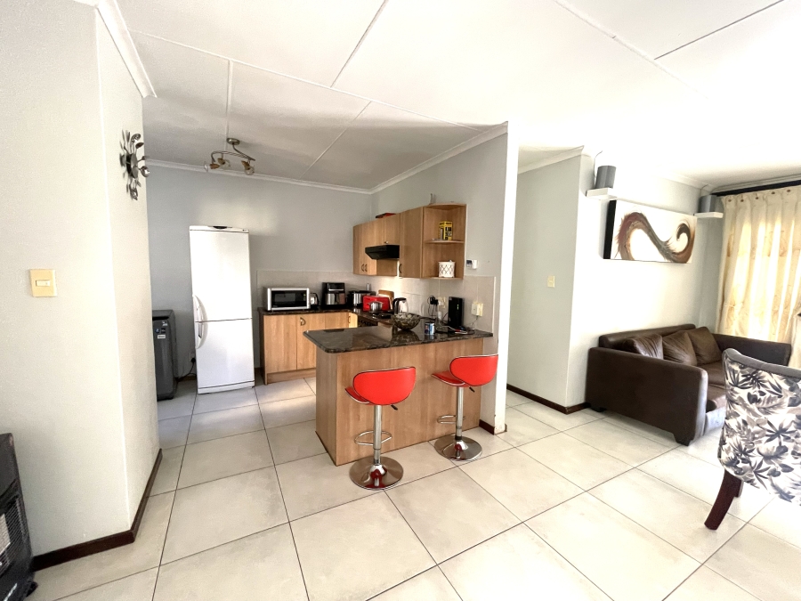 3 Bedroom Property for Sale in Halfway Gardens Gauteng