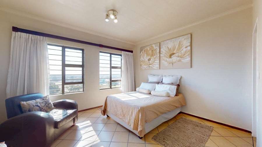 4 Bedroom Property for Sale in Sunnyrock Gauteng