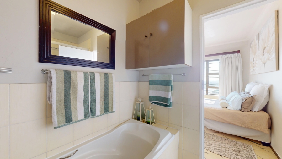 4 Bedroom Property for Sale in Sunnyrock Gauteng