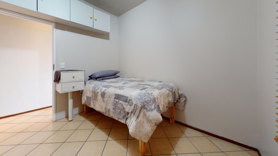4 Bedroom Property for Sale in Sunnyrock Gauteng