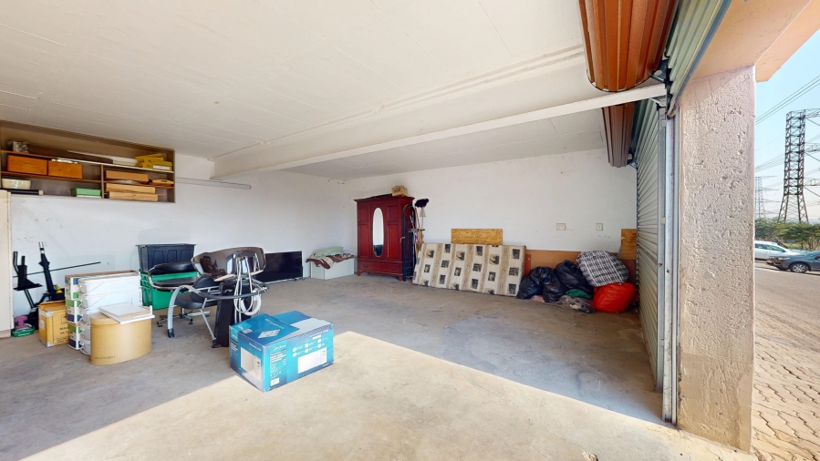 4 Bedroom Property for Sale in Sunnyrock Gauteng