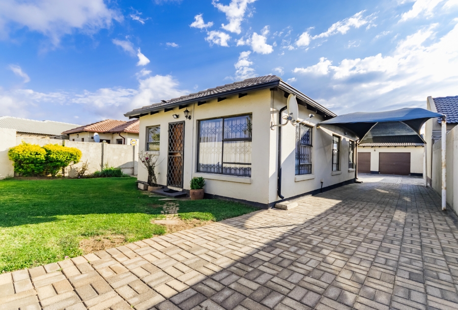 3 Bedroom Property for Sale in Goudrand Gauteng