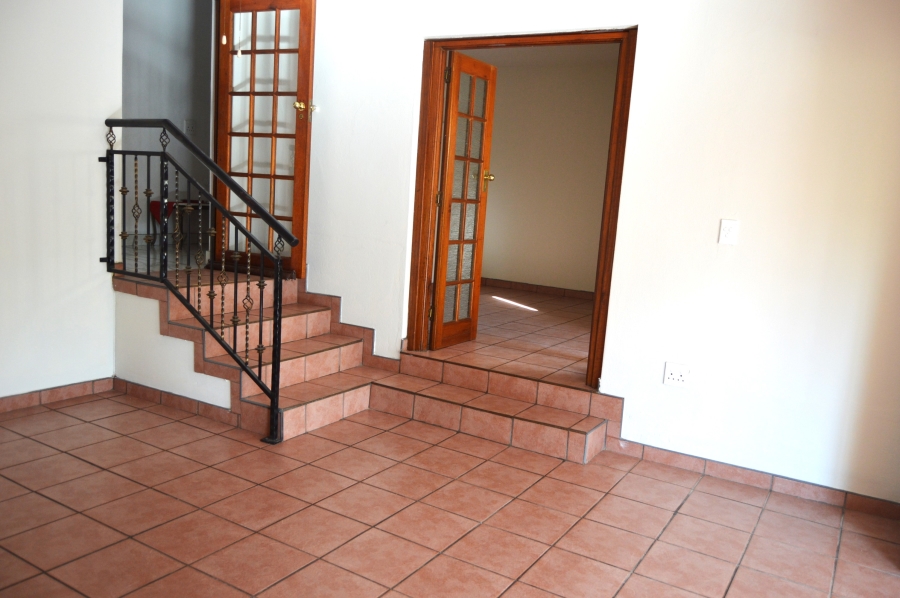 2 Bedroom Property for Sale in Helderkruin Gauteng