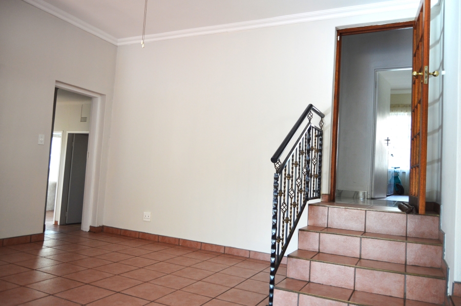 2 Bedroom Property for Sale in Helderkruin Gauteng