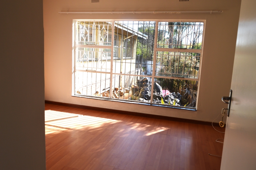 2 Bedroom Property for Sale in Helderkruin Gauteng