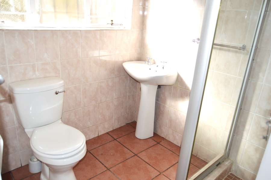 2 Bedroom Property for Sale in Helderkruin Gauteng
