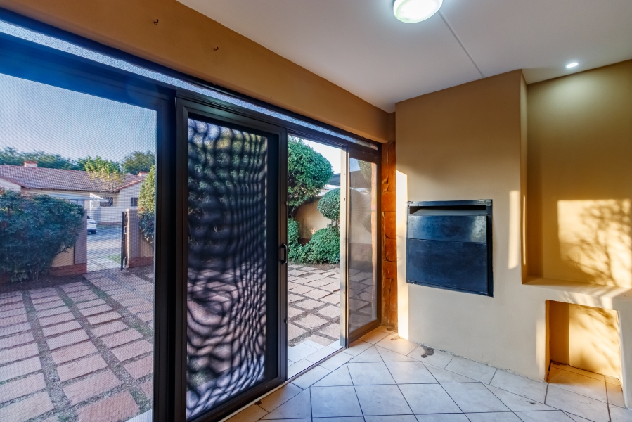 3 Bedroom Property for Sale in Halfway Gardens Gauteng