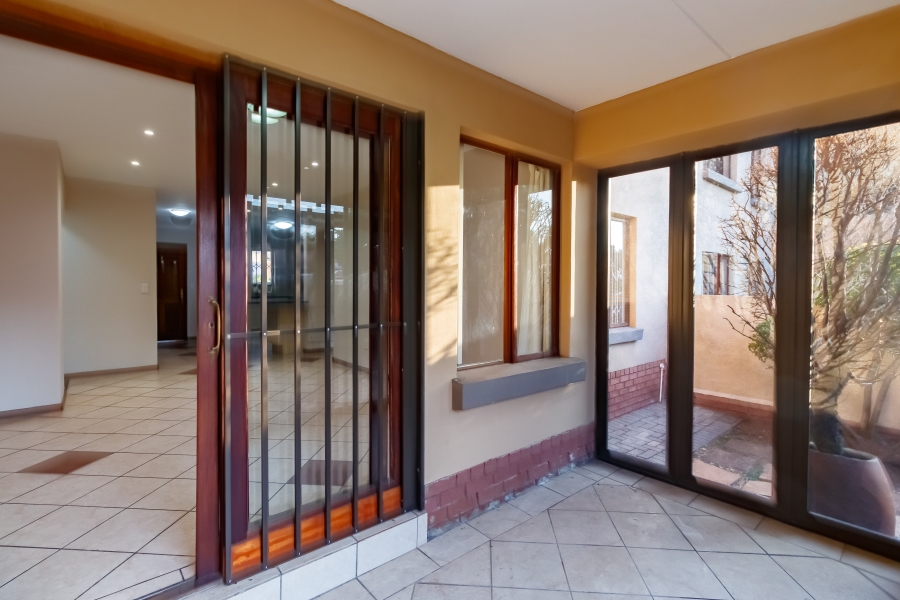 3 Bedroom Property for Sale in Halfway Gardens Gauteng