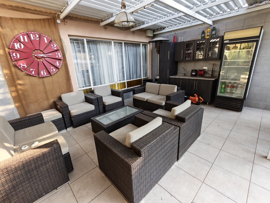 3 Bedroom Property for Sale in Pretoria North Gauteng