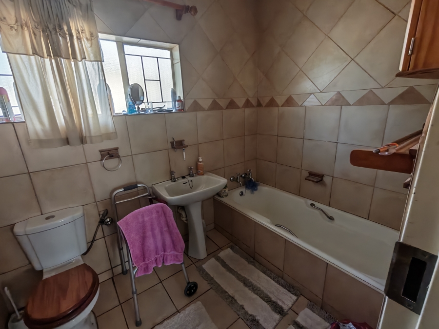 3 Bedroom Property for Sale in Pretoria North Gauteng