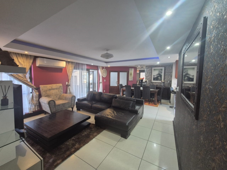 4 Bedroom Property for Sale in Liefde en Vrede Gauteng