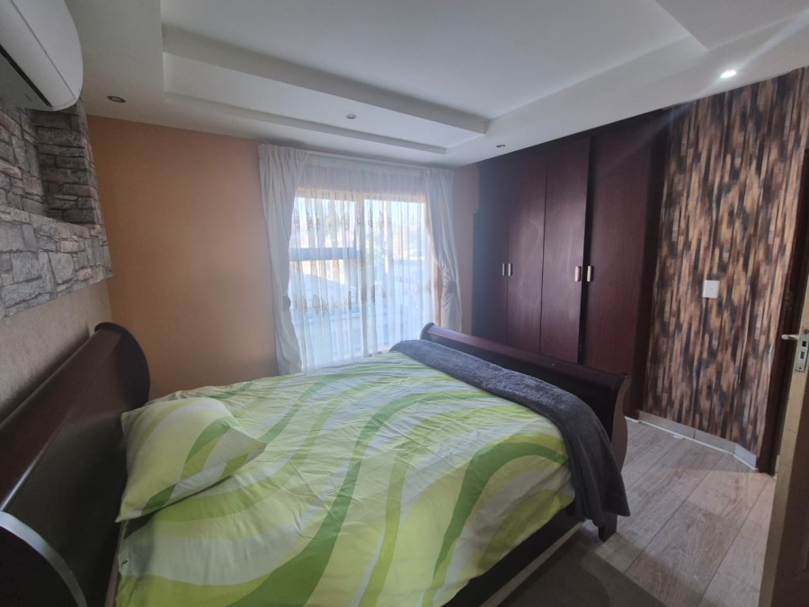 4 Bedroom Property for Sale in Liefde en Vrede Gauteng