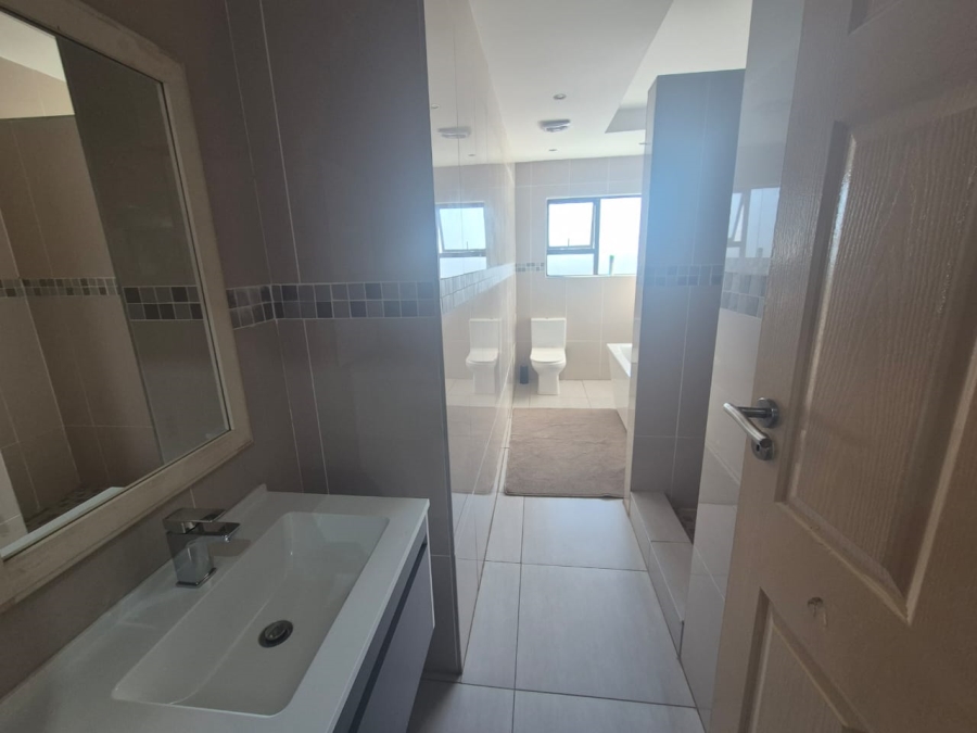 4 Bedroom Property for Sale in Liefde en Vrede Gauteng