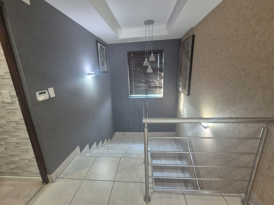 4 Bedroom Property for Sale in Liefde en Vrede Gauteng