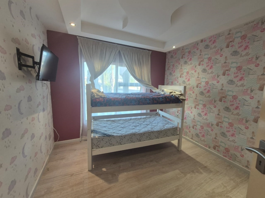 4 Bedroom Property for Sale in Liefde en Vrede Gauteng