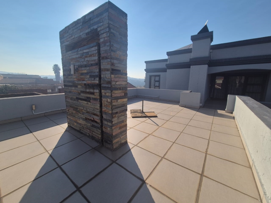 4 Bedroom Property for Sale in Liefde en Vrede Gauteng