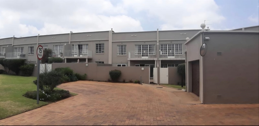 3 Bedroom Property for Sale in Eden Glen Gauteng