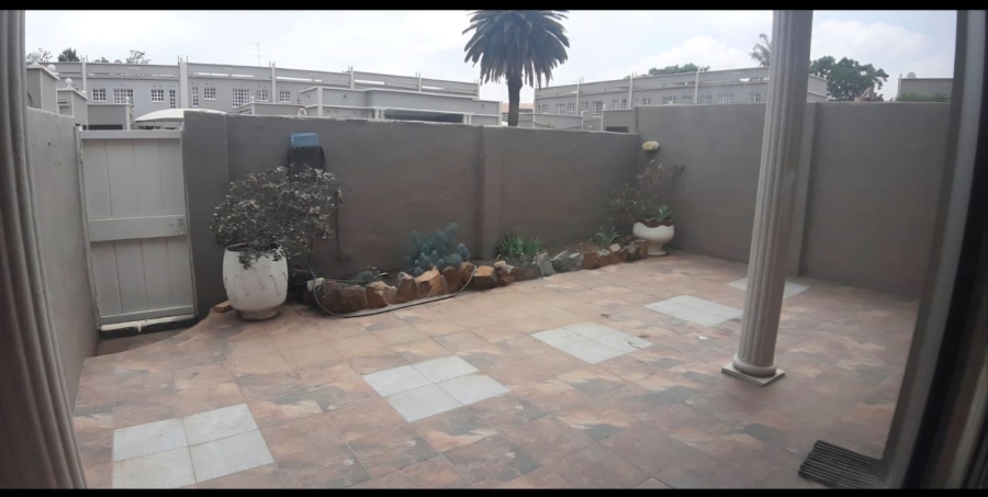 3 Bedroom Property for Sale in Eden Glen Gauteng