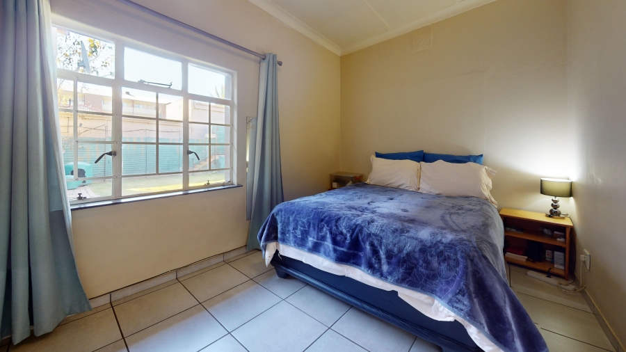 6 Bedroom Property for Sale in Wychwood Gauteng