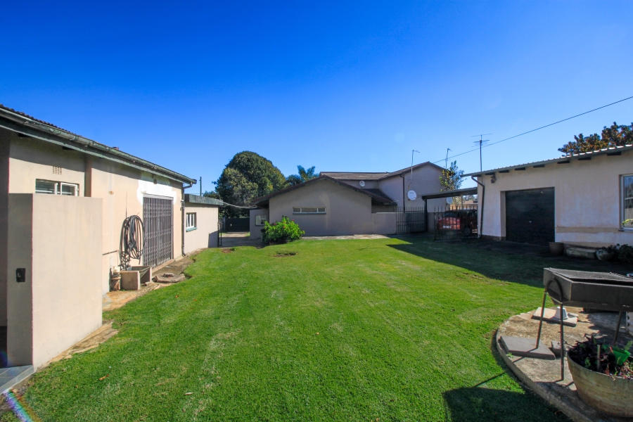 6 Bedroom Property for Sale in Wychwood Gauteng