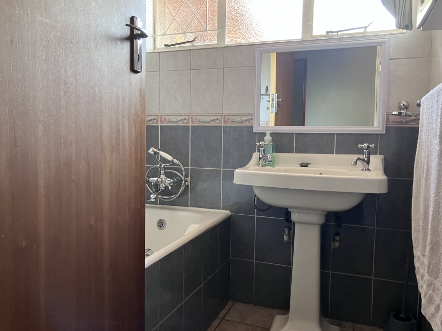 3 Bedroom Property for Sale in Capital Park Gauteng