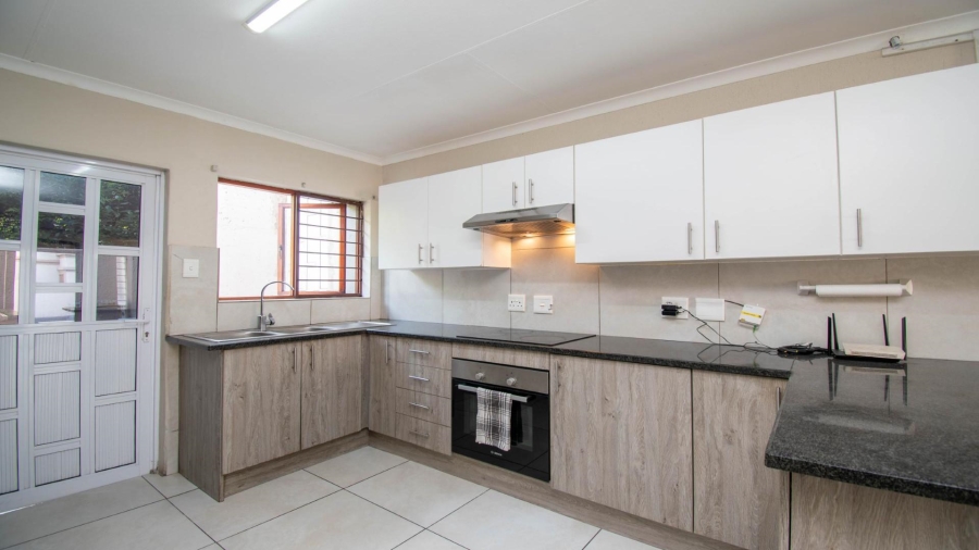 4 Bedroom Property for Sale in Jukskei Park Gauteng