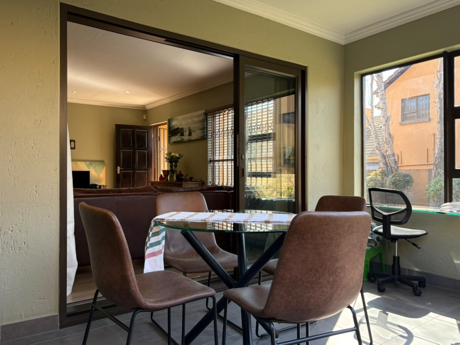 2 Bedroom Property for Sale in Amorosa Gauteng
