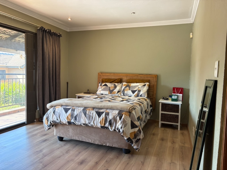2 Bedroom Property for Sale in Amorosa Gauteng