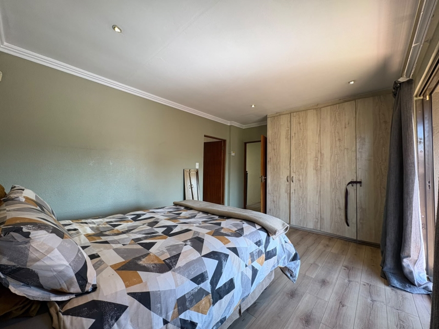 2 Bedroom Property for Sale in Amorosa Gauteng