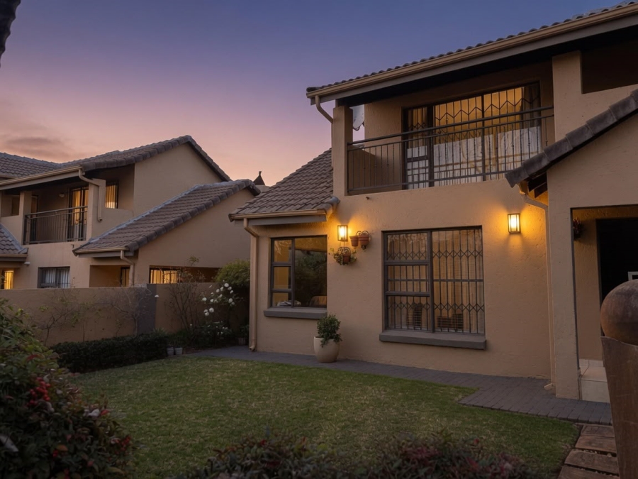 2 Bedroom Property for Sale in Amorosa Gauteng
