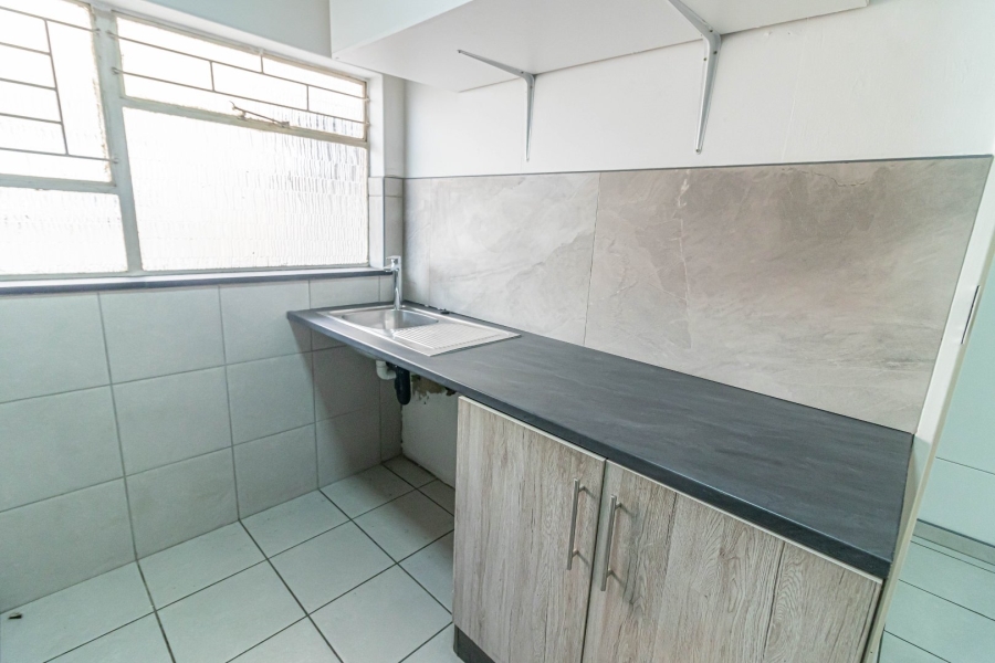 2 Bedroom Property for Sale in Edleen Gauteng