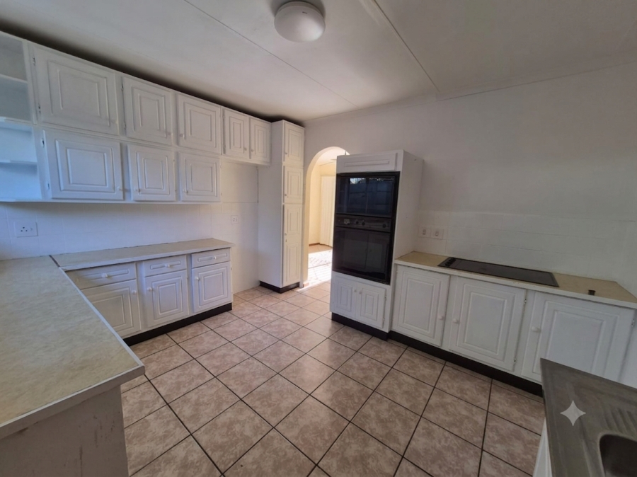 3 Bedroom Property for Sale in Eastleigh Gauteng